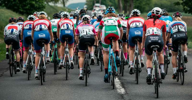 Tizenegy csapat közel hatvan versenyzője a zalaegerszegi V4 Ladies Series rajtjánál – RAJTLISTA