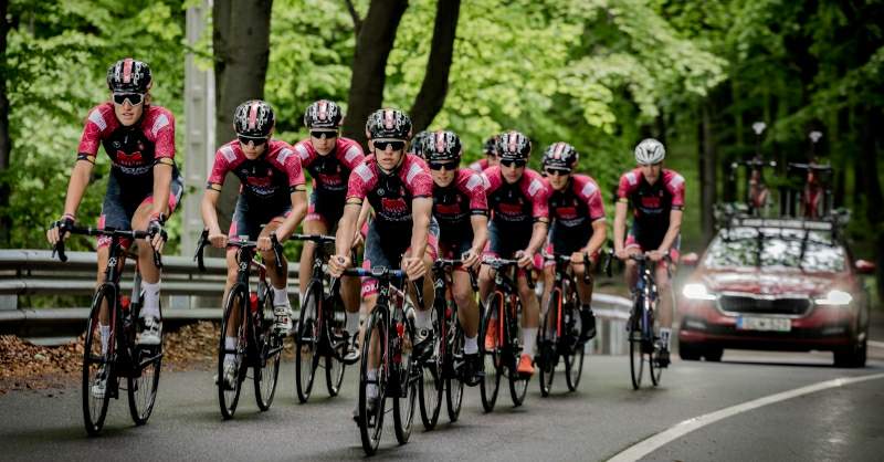 Az idei V4 Kerékpárverseny csapatai: újabb mérföldkő az MKB Cycling Team életében!