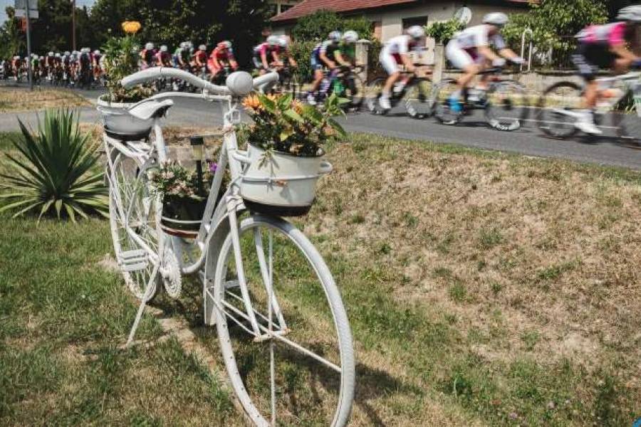 V4 Ladies Series – Hungary 2022 – A verseny képekben